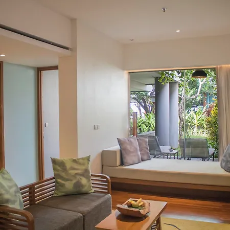 Maya Sanur Resort & Spa Exterior photo A living room at the resort